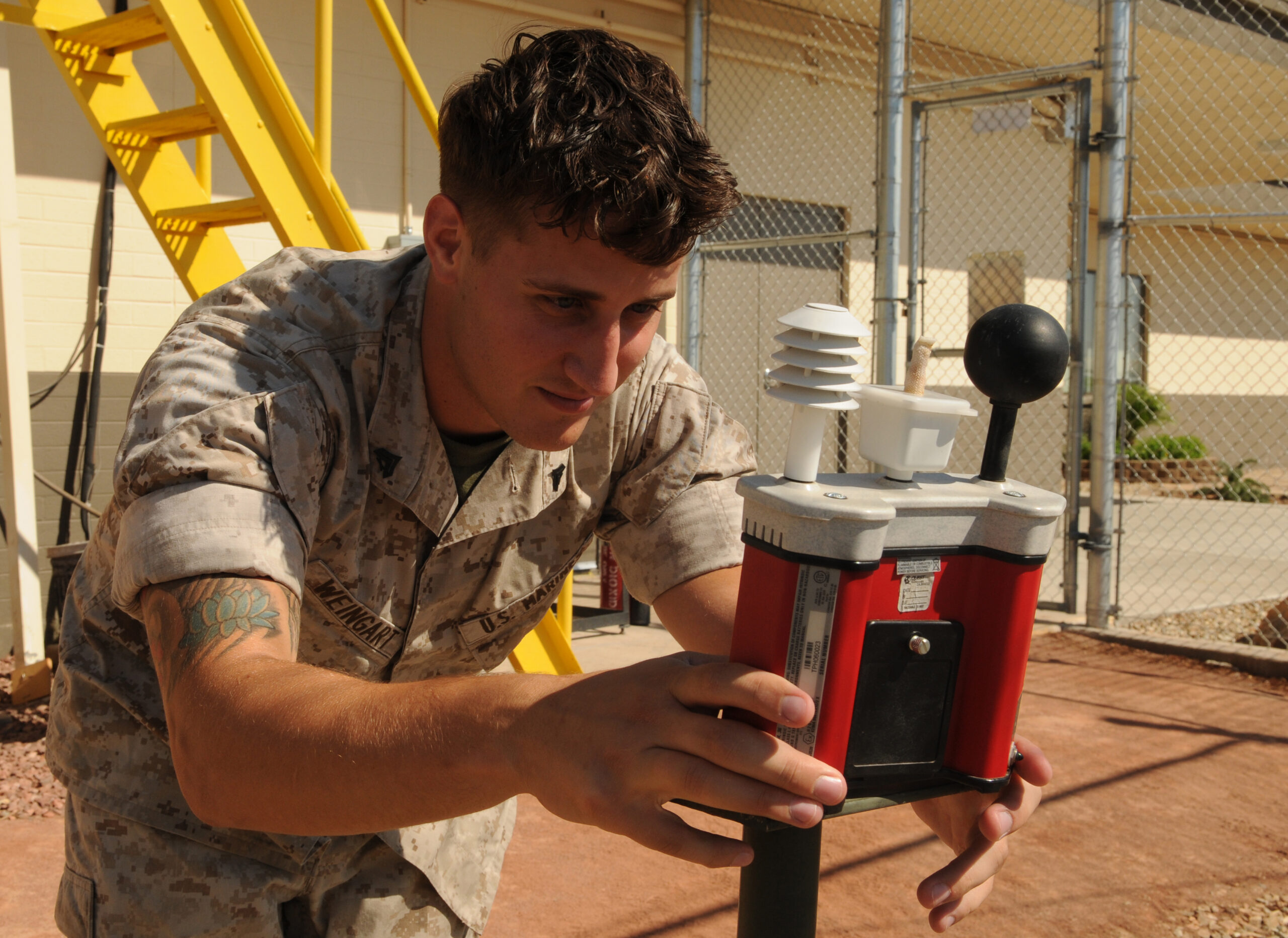 A thermal environment monitor is used outdoors to determine wet bulb globe temperature.