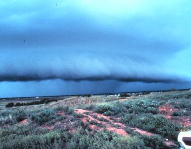 A shelf cloud marking the leading gust front of an approaching thunderstorm