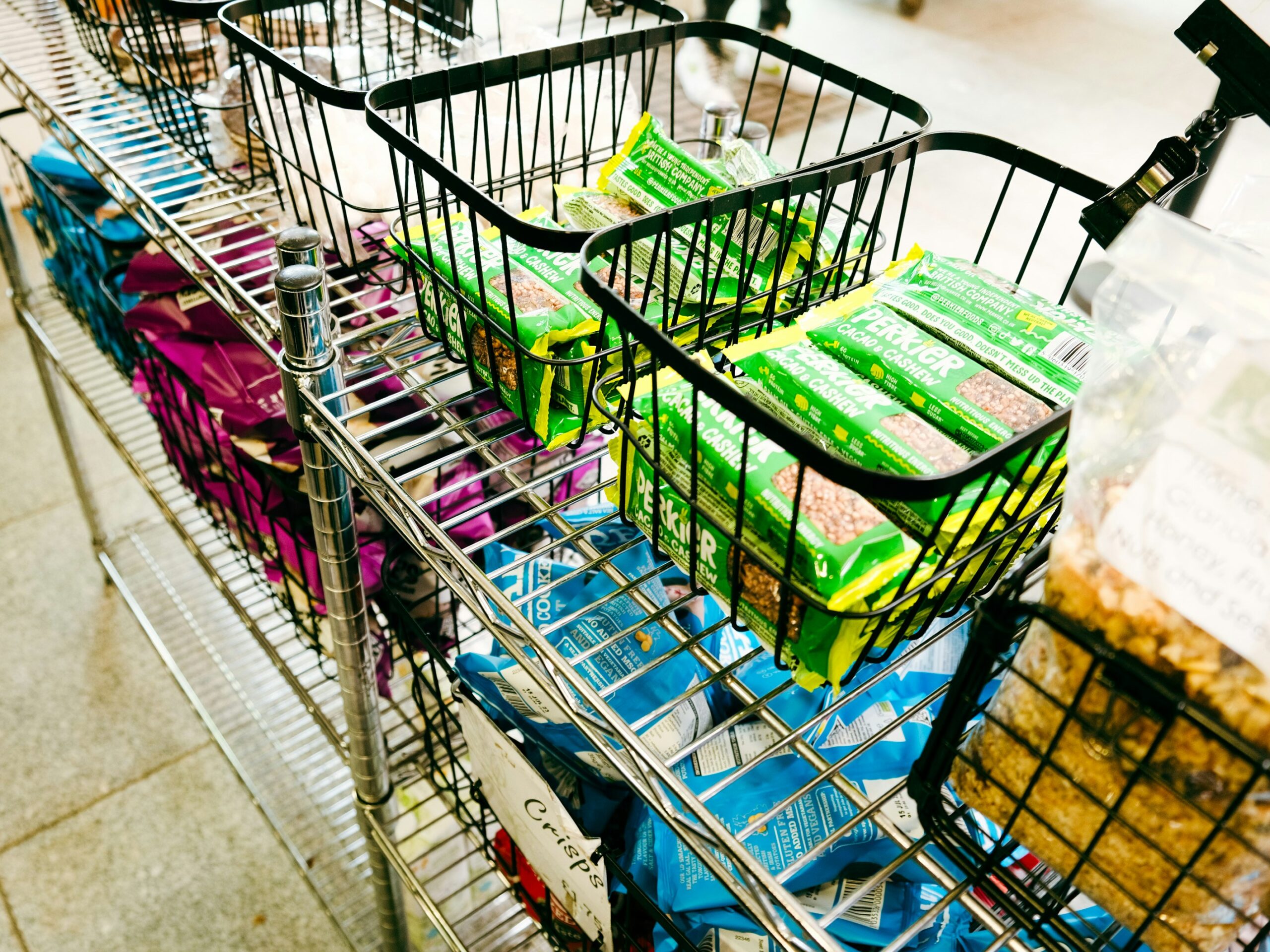 A mix of packaged and fresh foods for thinking about how meal choices affect blood sugar and afternoon energy.