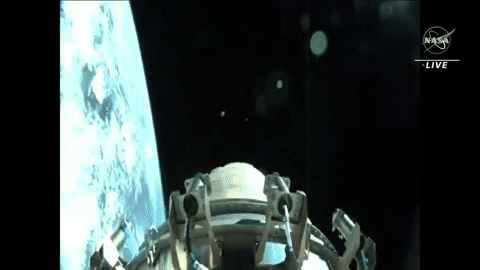 Animation showing the LOFTID inflatable heat shield deploying before atmospheric reentry